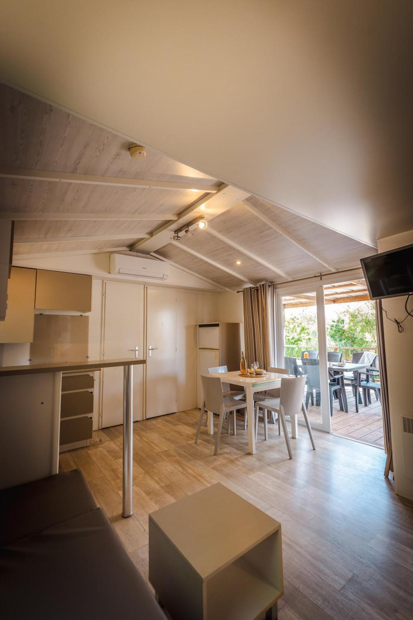Camping Le Roucan West 비아스 외부 사진